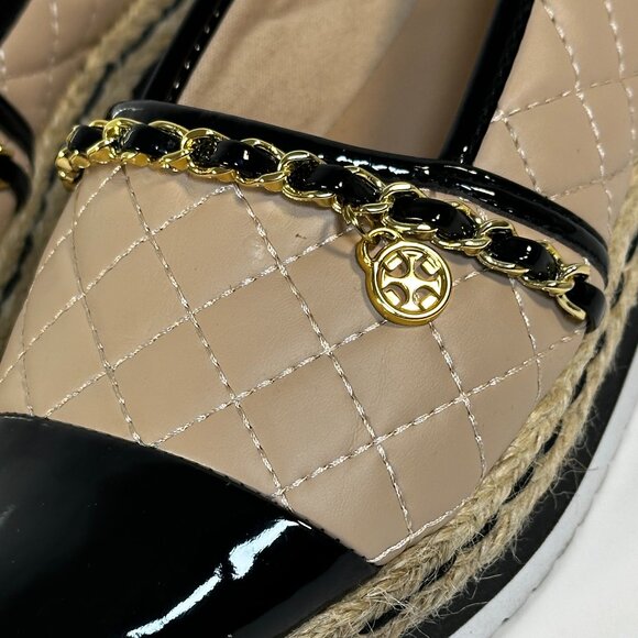 WOMEN'S SIZE 6 SLIP ONS BY CONSTANCE - Picture 3 of 16